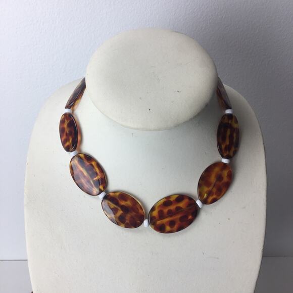 New York & Co Resin tortoise print beaded statement necklace New with tag - Picture 7 of 7